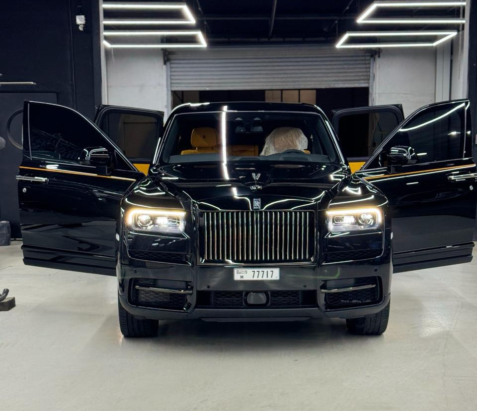Rolls-Royce Cullinan Black Badge Gcc