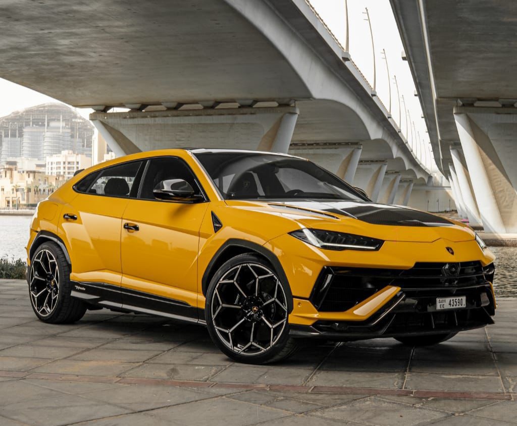 Lamborghini Urus Performante Yellow  2023 Hire dubai