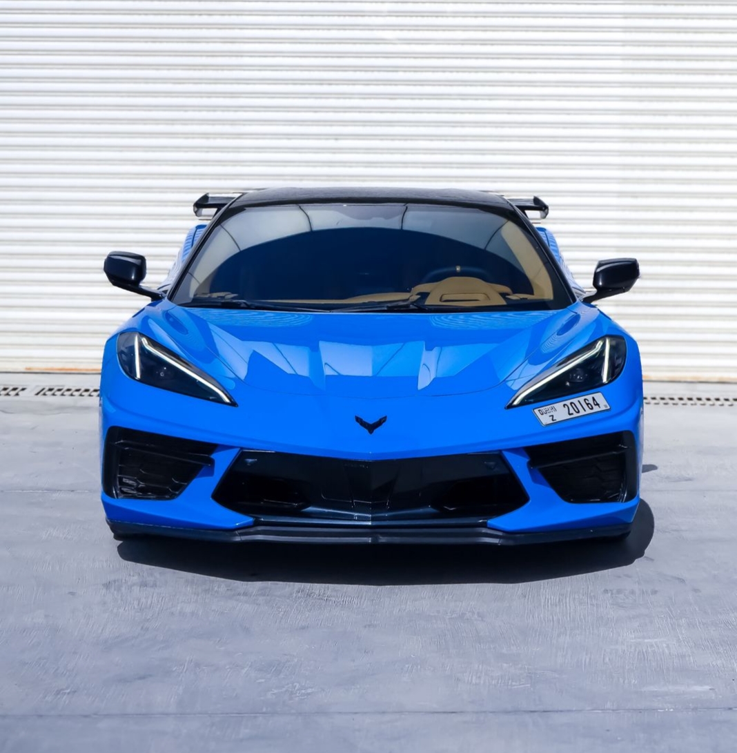Chevrolet Corvette C8 Automatic Roof 3LT Stingray blue  2023 Hire dubai