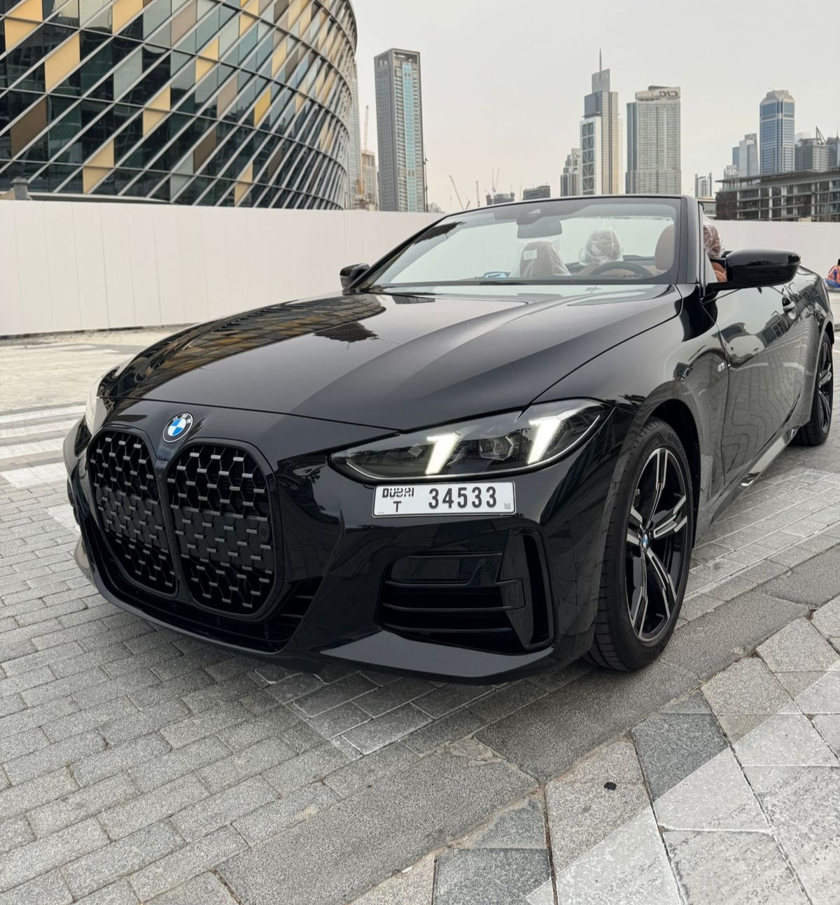 BMW 420i Cabrio Black interior Saffron  2026 Hire dubai