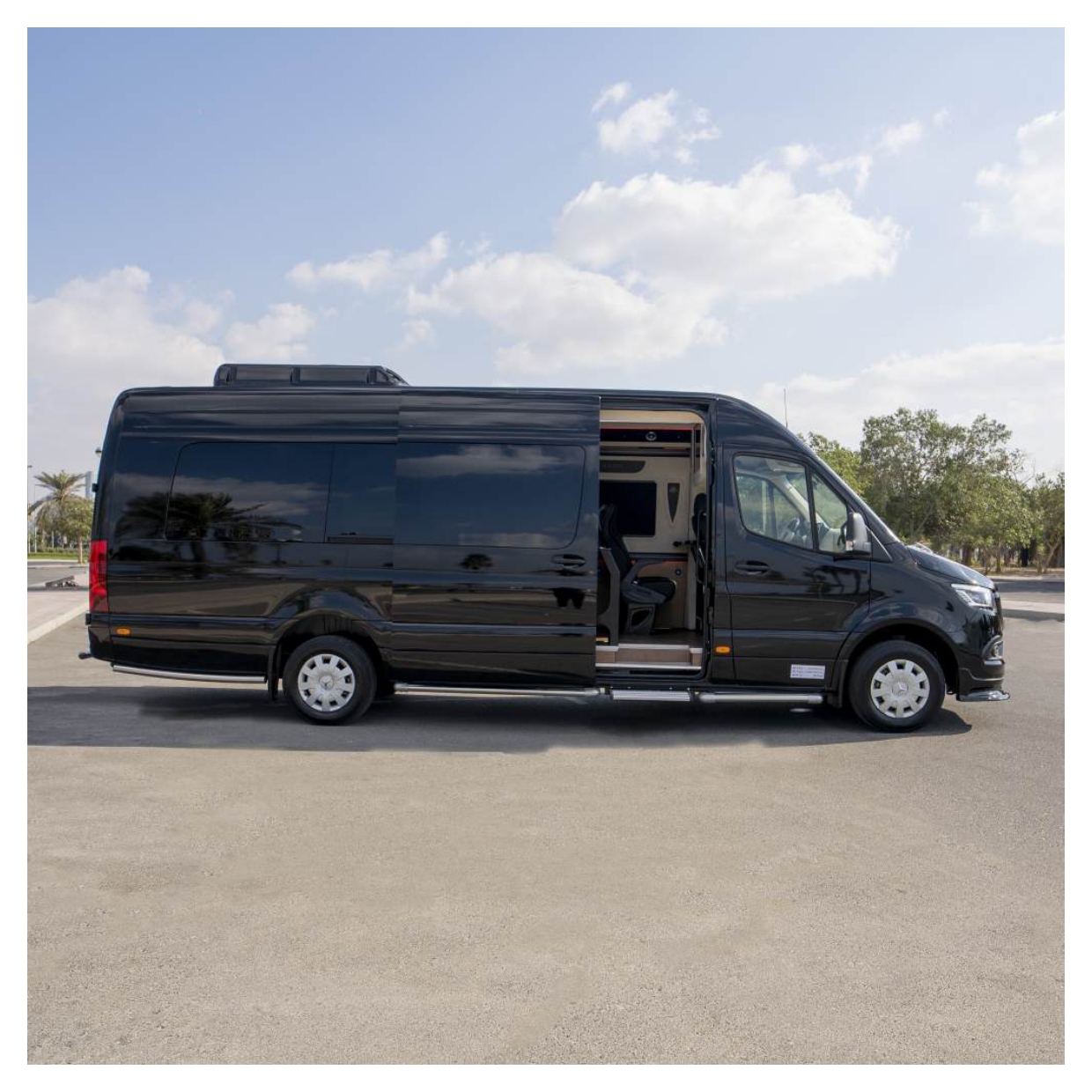 Mercedes Maybach Sprinter 19 Seater