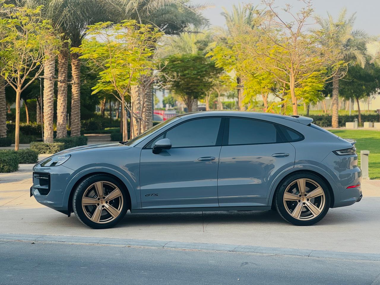 Rent Porsche Cayenne Nardo Grey 2025 in Dubai , UAE 