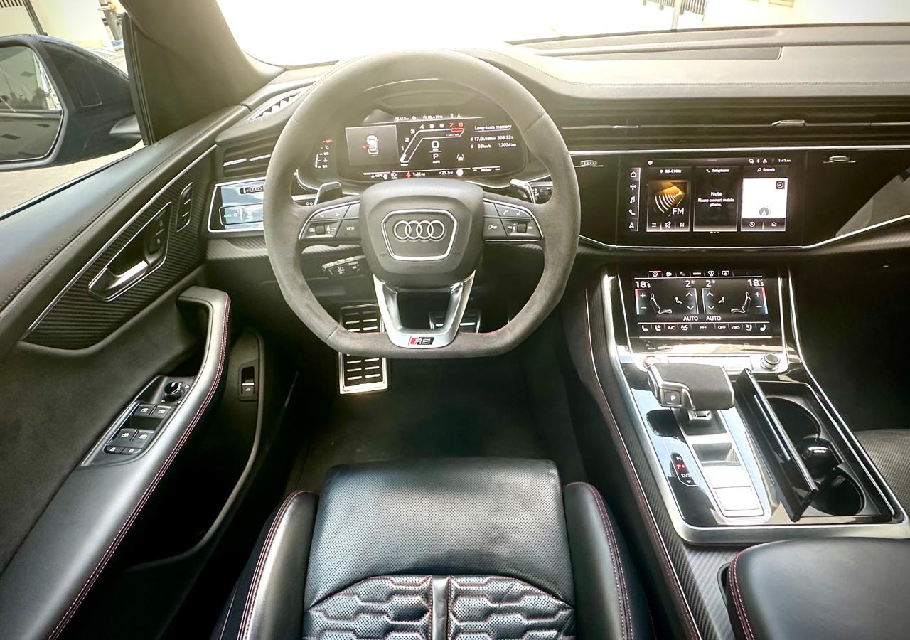 Rent Audi Rsq8 BLACK 2023 in Dubai , UAE 