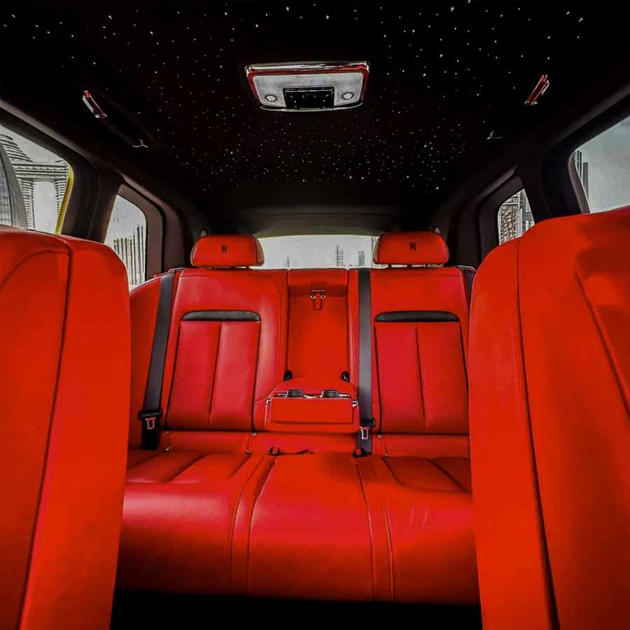 Rent Cullinan BLACK 2025 with chauffeur in Dubai , UAE 