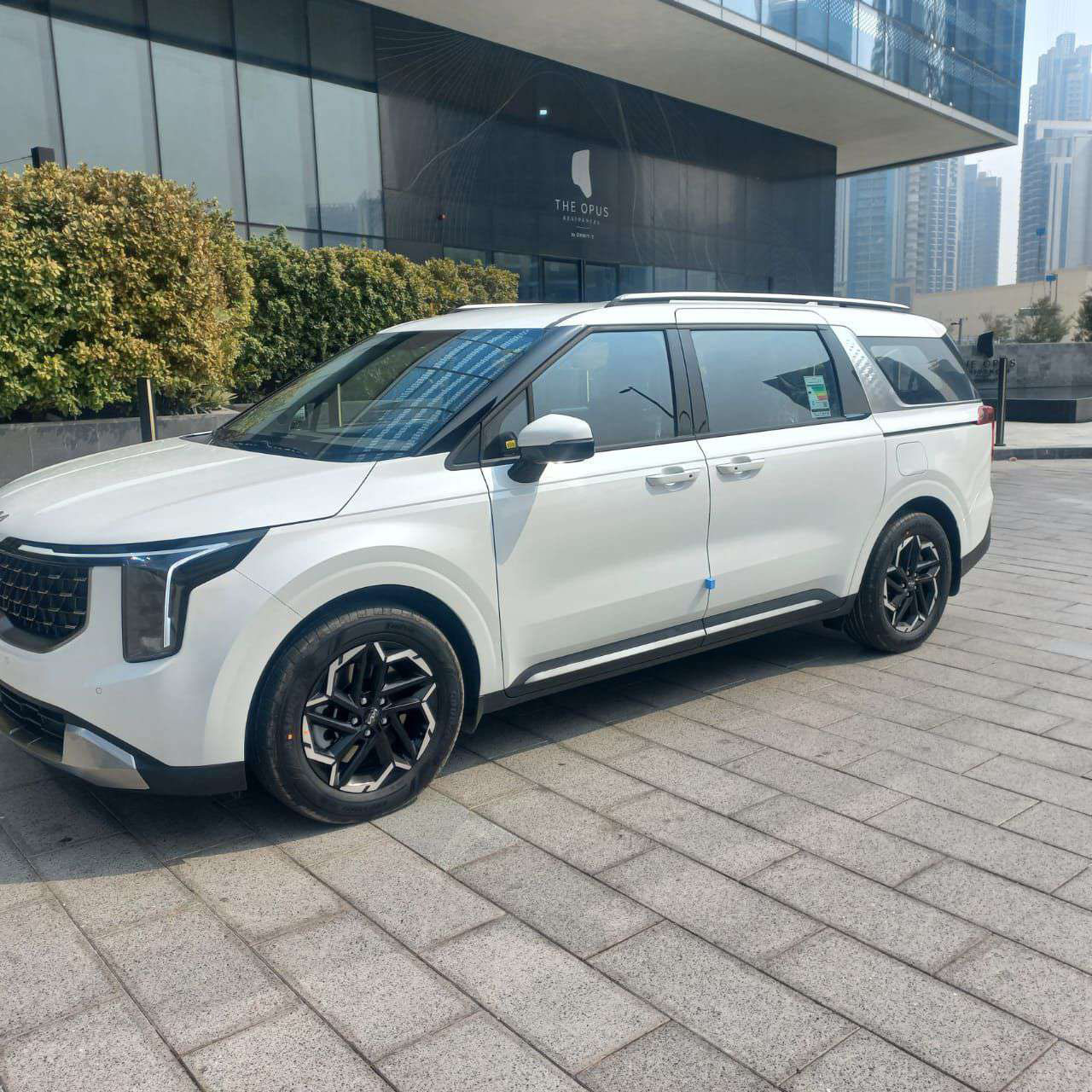Rent Kia Carnival WHITE 2025 in Dubai , UAE 