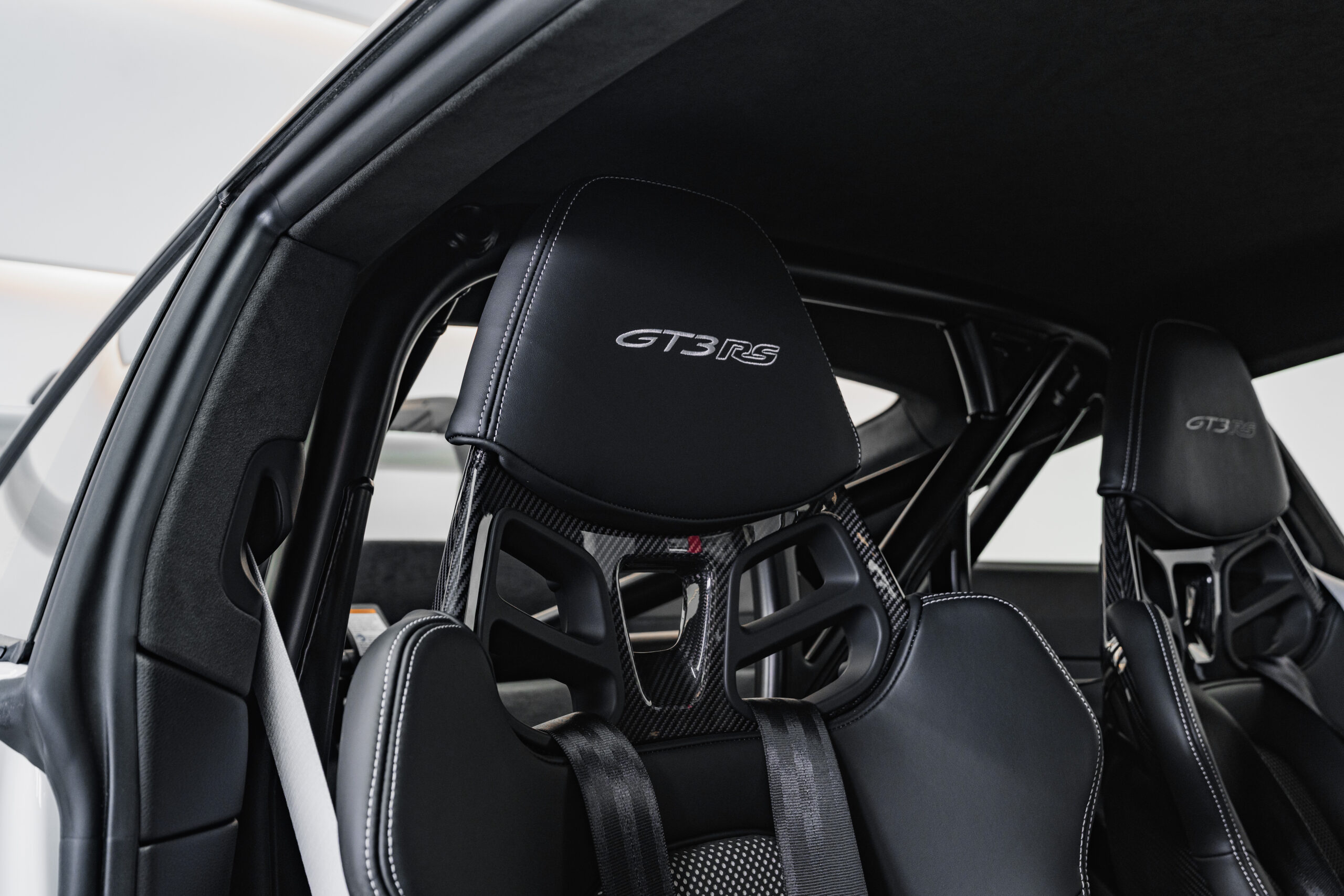 Rent Porsche 911 GT3 RS WHITE 2025 in Dubai , UAE 