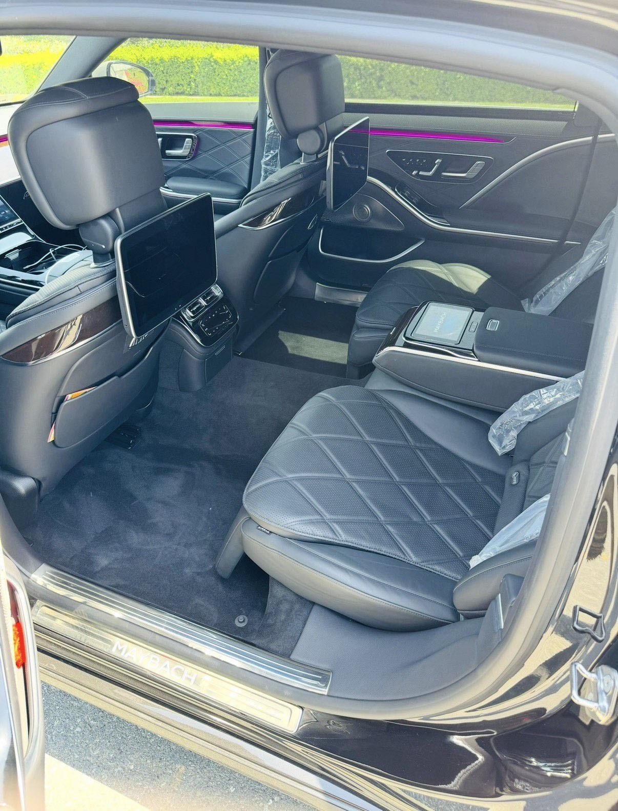 Rent Mercedes-Benz Maybach BLACK 2024 in Dubai , UAE 