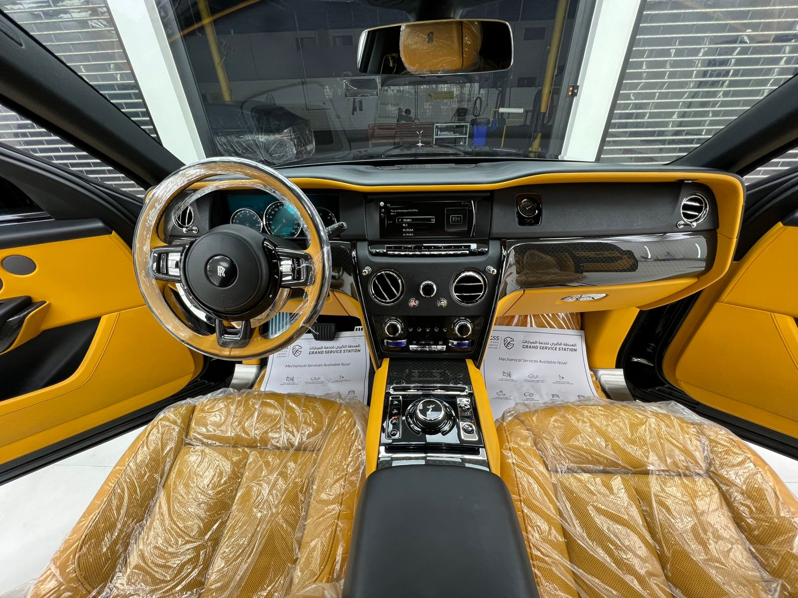 Rent Cullinan BLACK 2024 with chauffeur in Dubai , UAE 