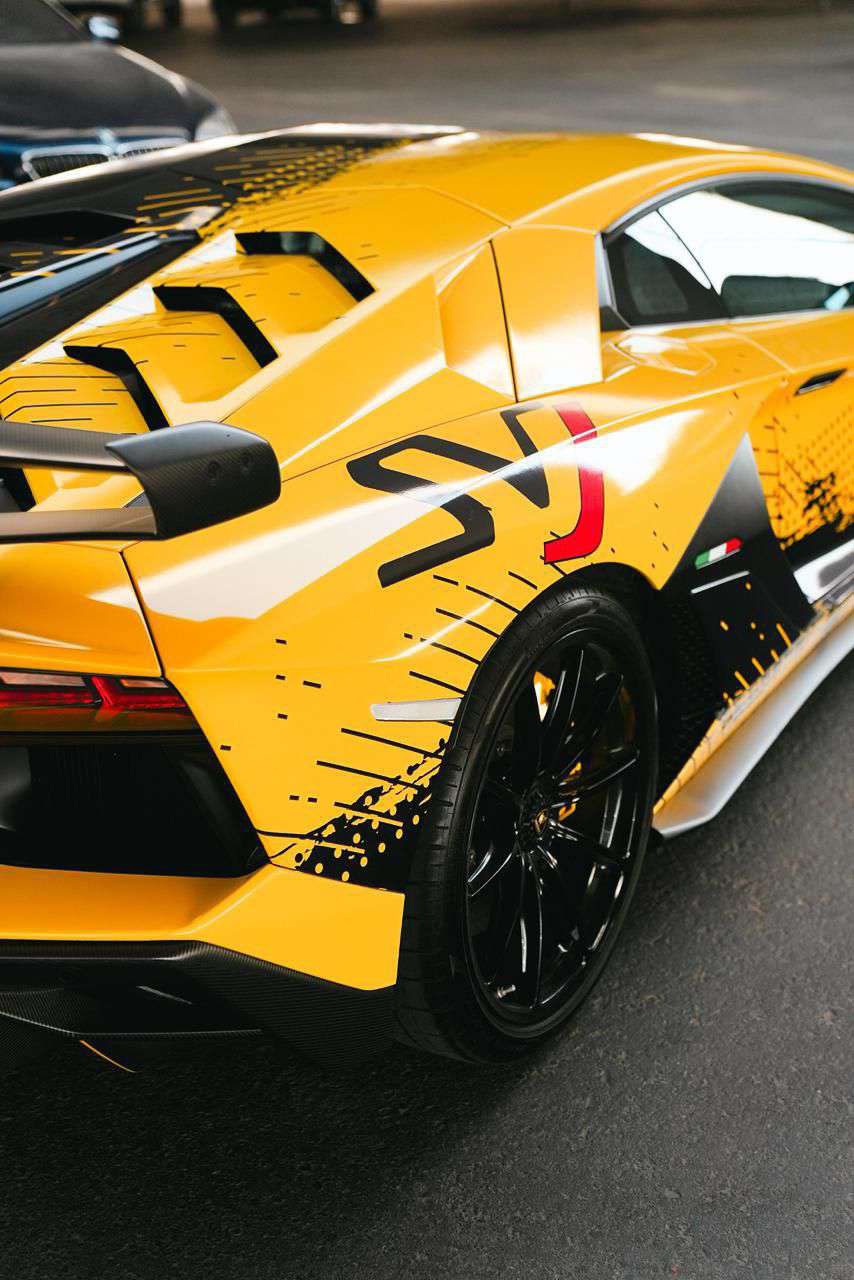Rent Lamborghini Aventador YELLOW 2022 in Dubai , UAE 