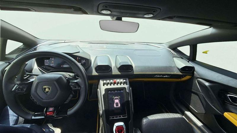 Rent Lamborghini Huracan YELLOW 2022 in Dubai , UAE 