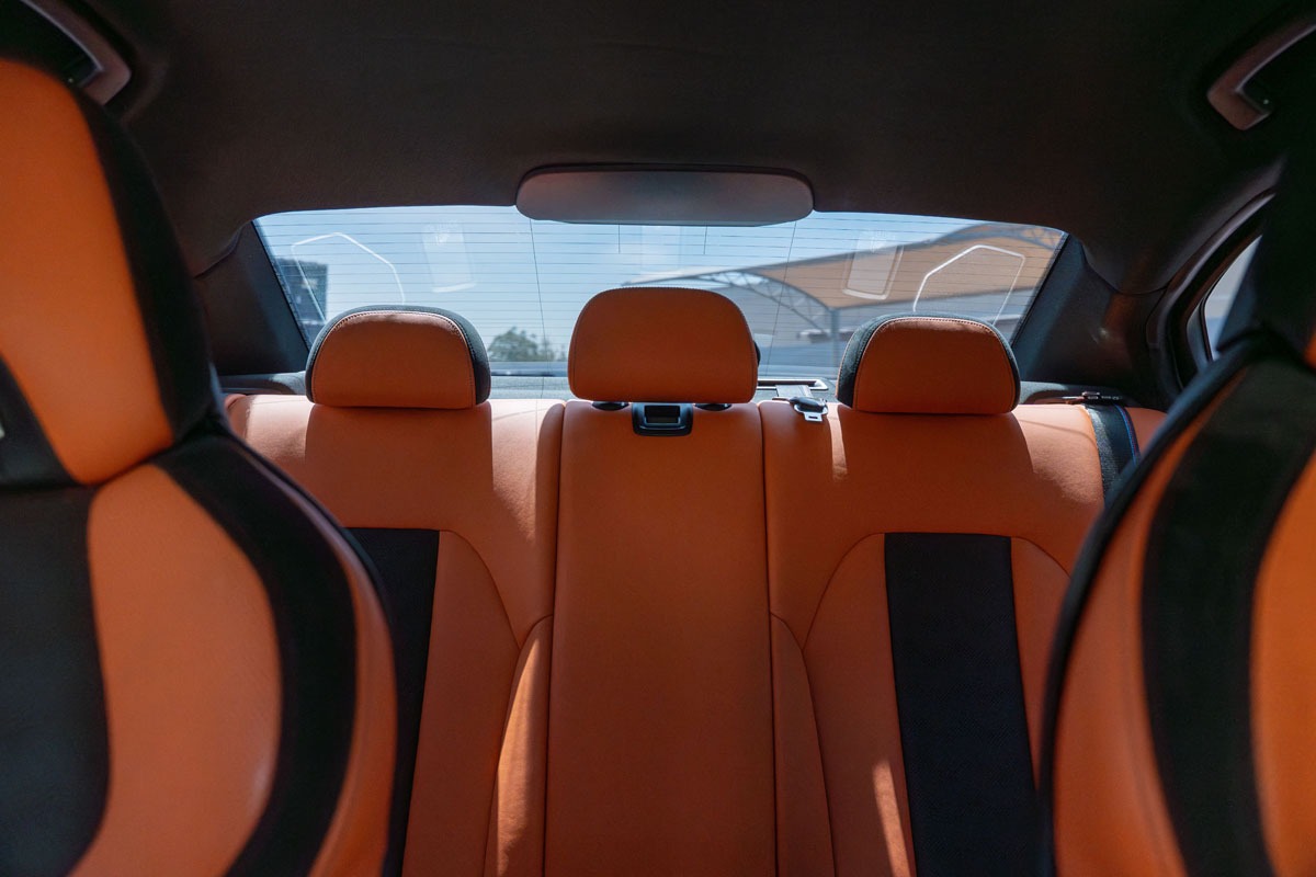 Rent Bmw Series m GREEN 2023 in Dubai , UAE 