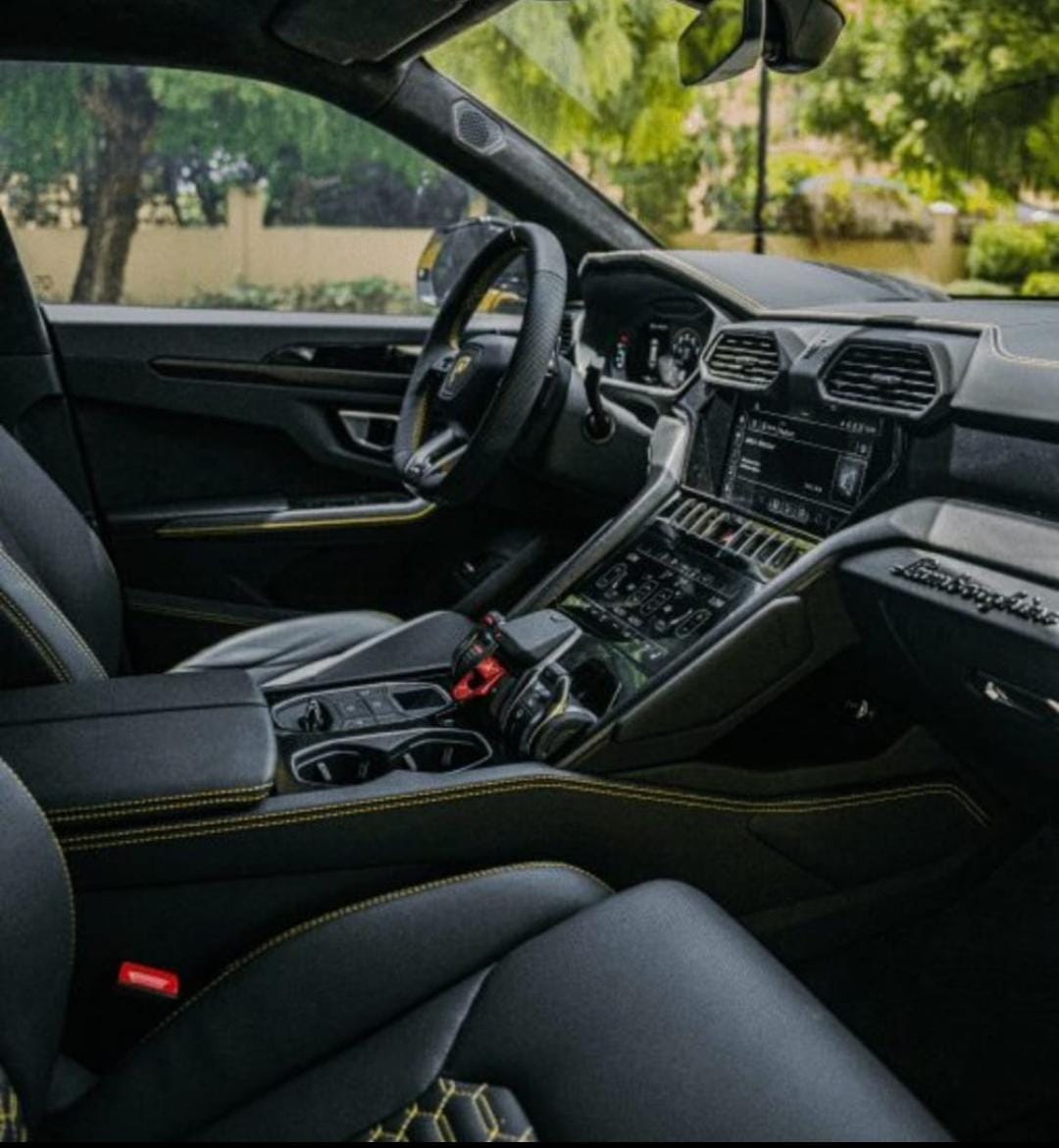 Rent Lamborghini Urus YELLOW 2024 in Dubai , UAE 