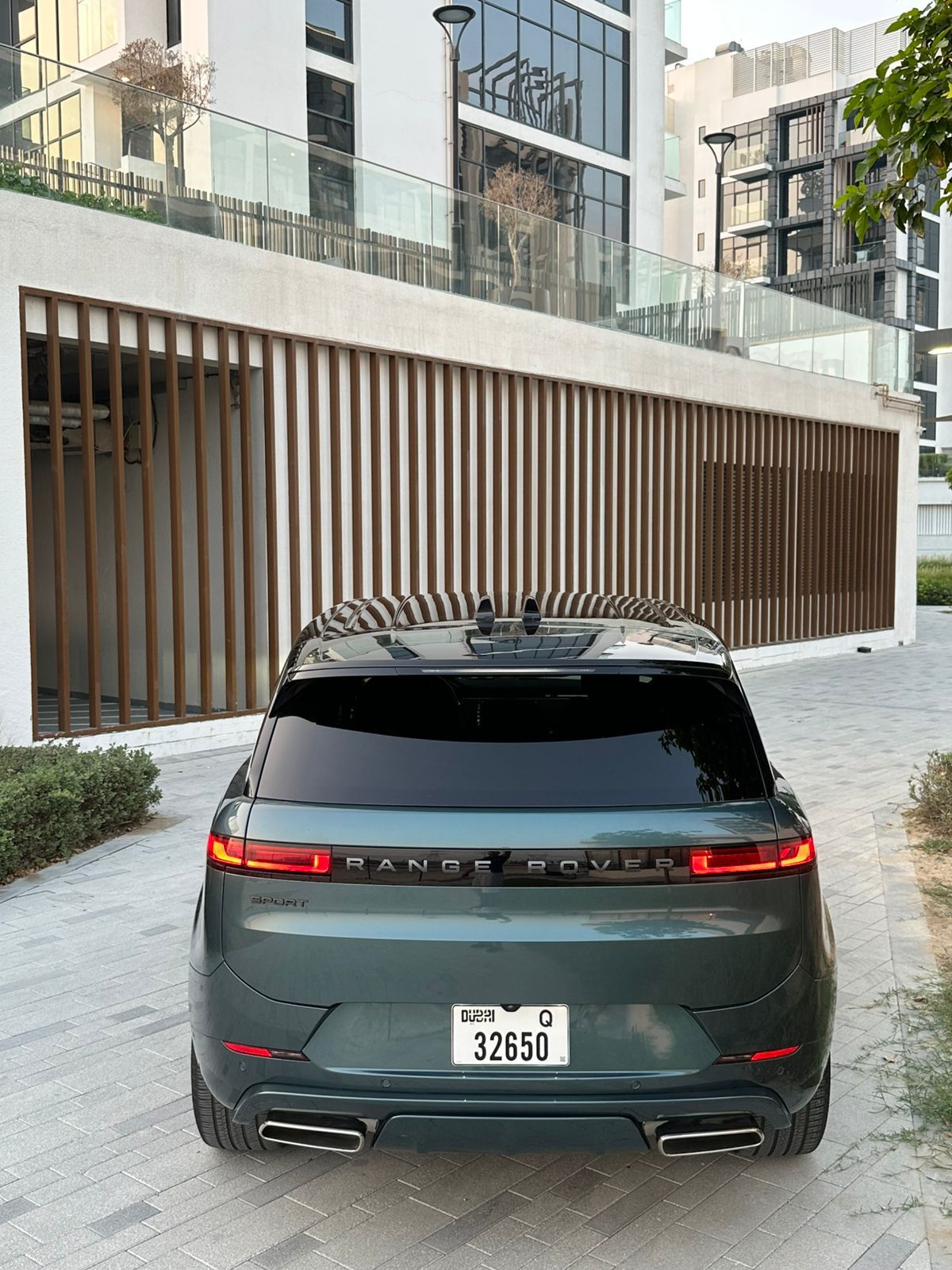Rent Sport GREEN 2025 with chauffeur in Dubai , UAE 