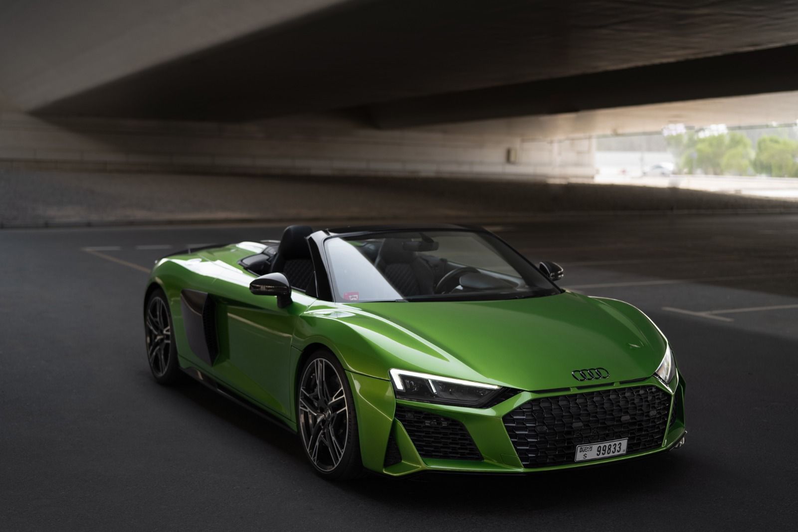 Rent Audi R8 GREEN 2021 in Dubai , UAE 