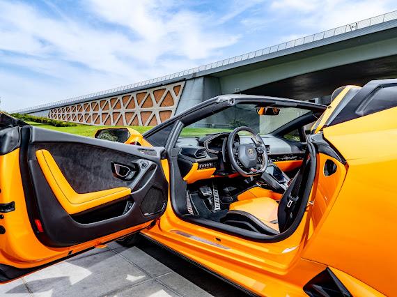 Rent Lamborghini Huracan ORANGE 2022 in Dubai , UAE 