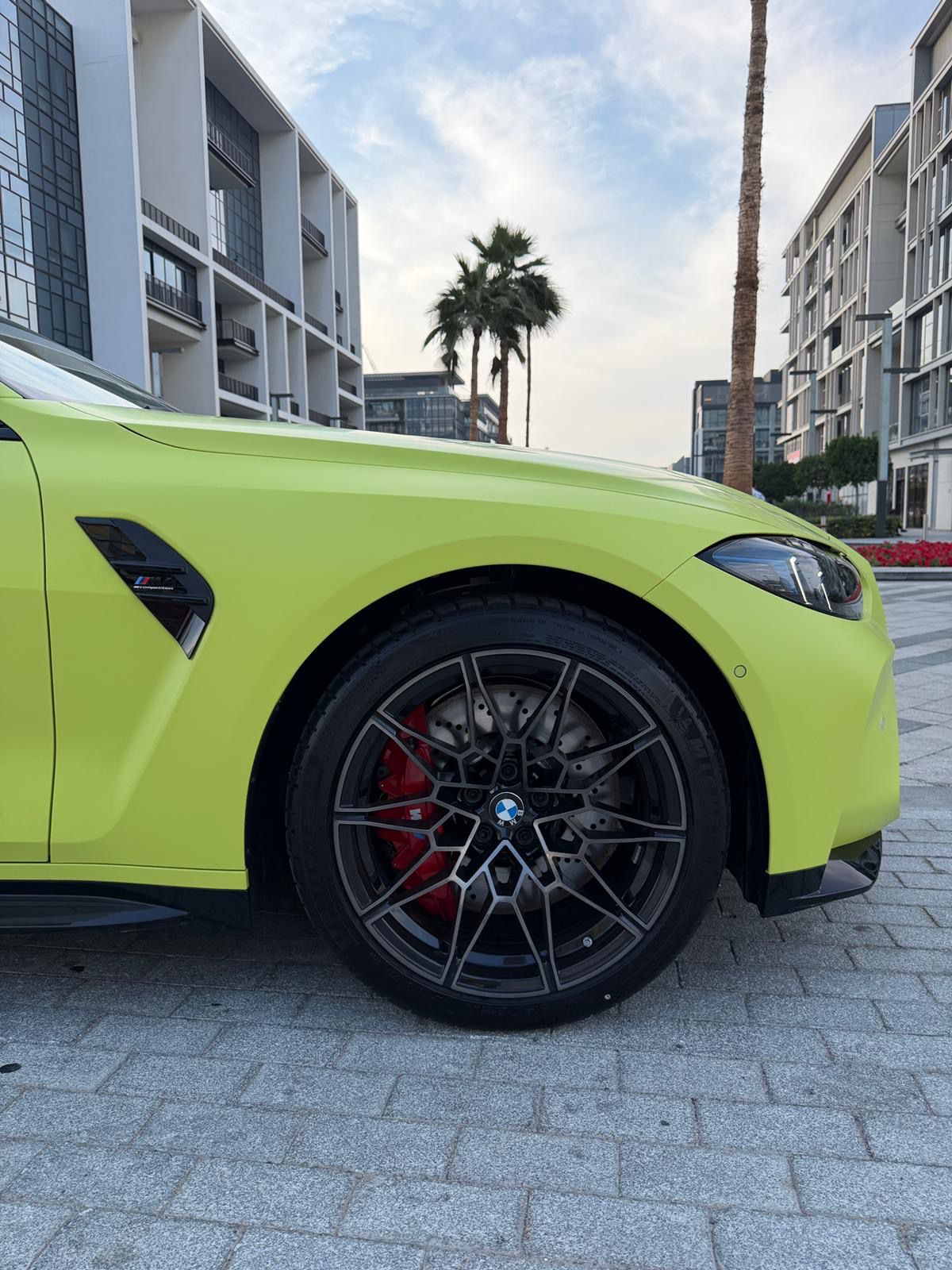Rent Bmw Series 4 GREEN 2025 in Dubai , UAE 