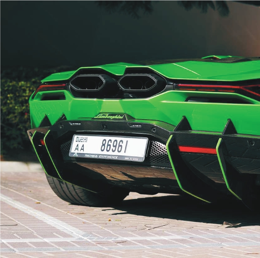 Rent Lamborghini Revuelto GREEN 2024 in Dubai , UAE 